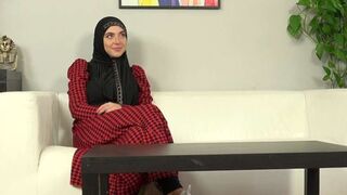 Hot woman in a hijab chose some pictures and some sex